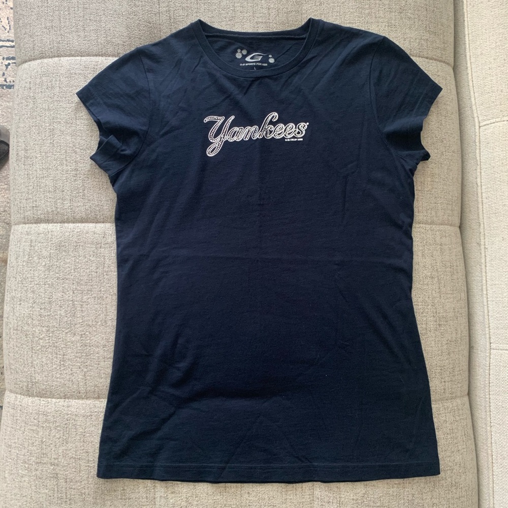3/$10⭐️ Yankees T-shirt